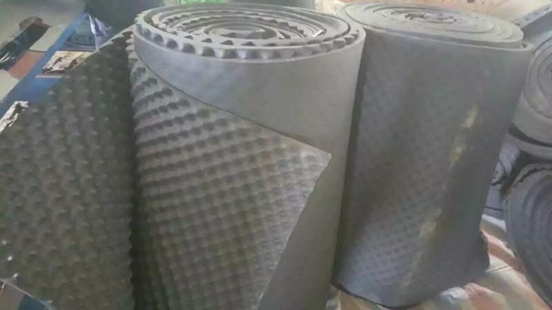 mút tiêu âm ống gió