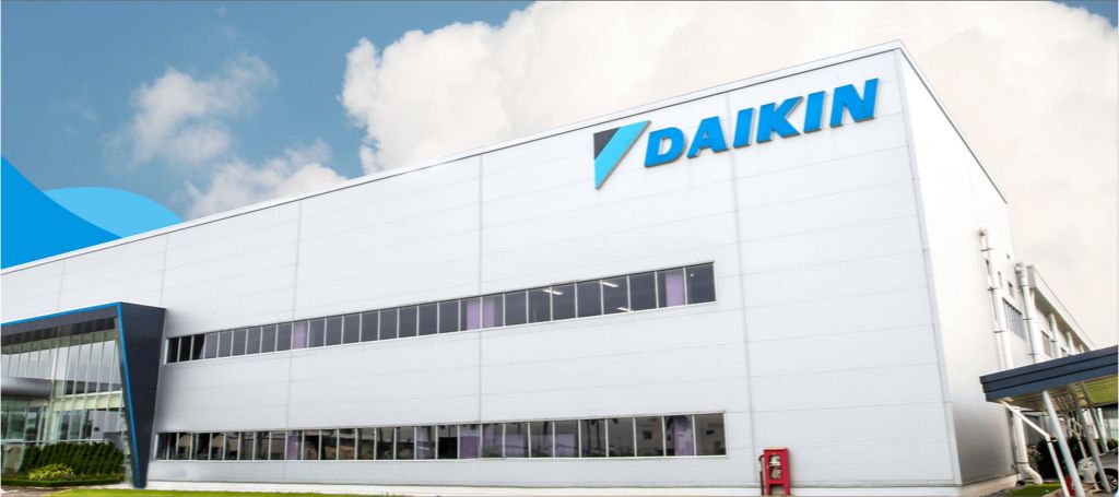 Dàn lạnh nối ống gió FMA50RVMV9 điều hòa multi Daikin 5 Nhà máy Dakin tại Việt Nam